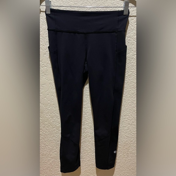 Lululemon Wunder Train Black Leggings Crop With Pockets mesh details Size 4 - Picture 2 of 12